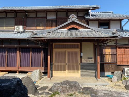 Higashiomi House | ゲストハウスすまいるさん