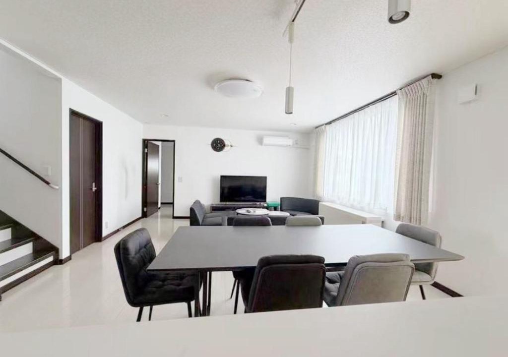 Furano House | ゲストハウス 華園