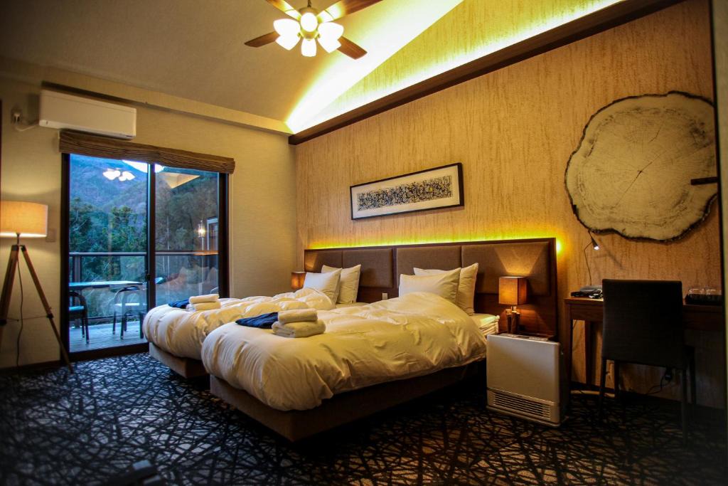 Takagi-mura Hotel | ホテル風の山