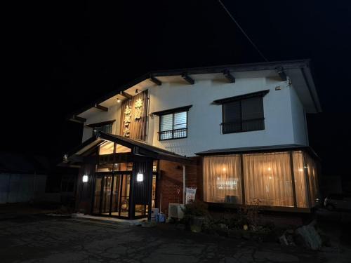 Shiraoi-cho Hotel | 旅館おぎた Ryokan Ogita - near Shiraoi Station