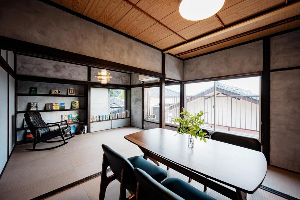 Kotsubo Apartment | 海と富士山を望む4名1棟貸し古民家宿 最大7名 鎌倉エリアの隠れ家