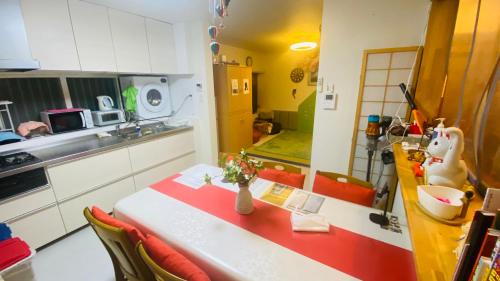 Nakamura House | 雲波館