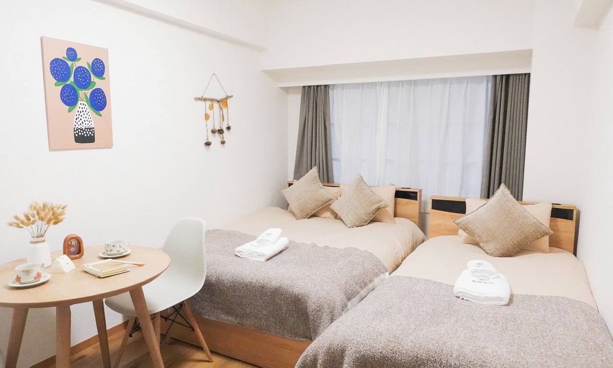 Shin-Osaka Apartment | （６０３）1 min to Shin-Osaka | Cozy Apt | Shinkansen | USJ Kyoto Airport | 3 guests