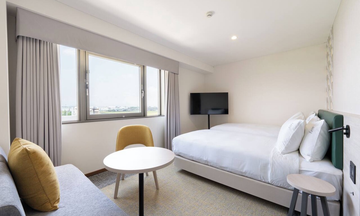 Tosu Hotel | ANA Holiday Inn Tosu by IHG