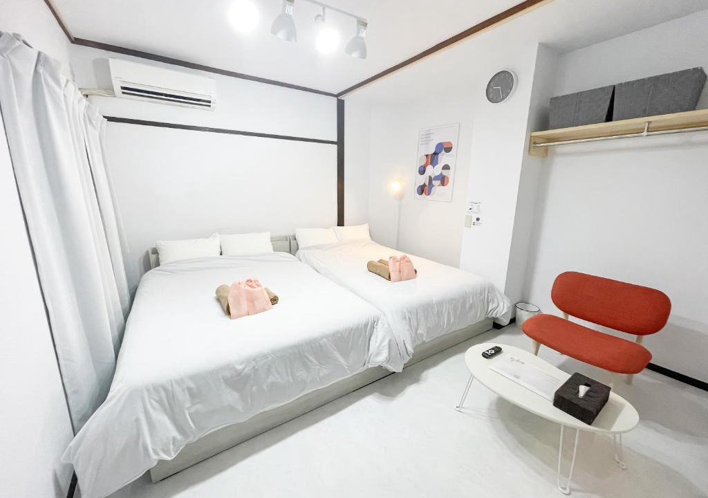 Adachi Apartment | Belmont 103 - 1F Newly Opened 2026 Japanese Modern Stay for 4 Direct to Ueno Akihabara