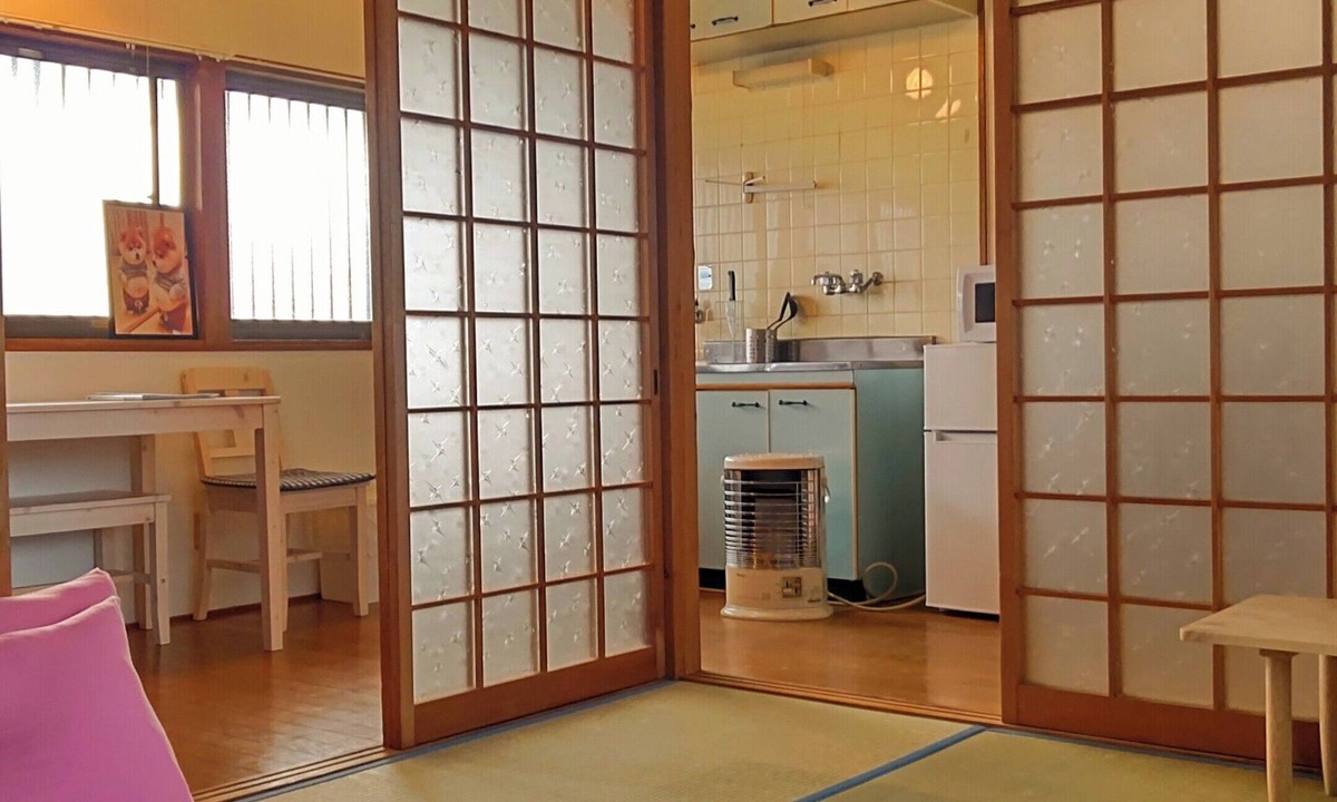 Higashi-osaka Apartment | Cocoroom 19 minutes to Namba. Significant discounts for long-term stays. 700 meters from the station🙂