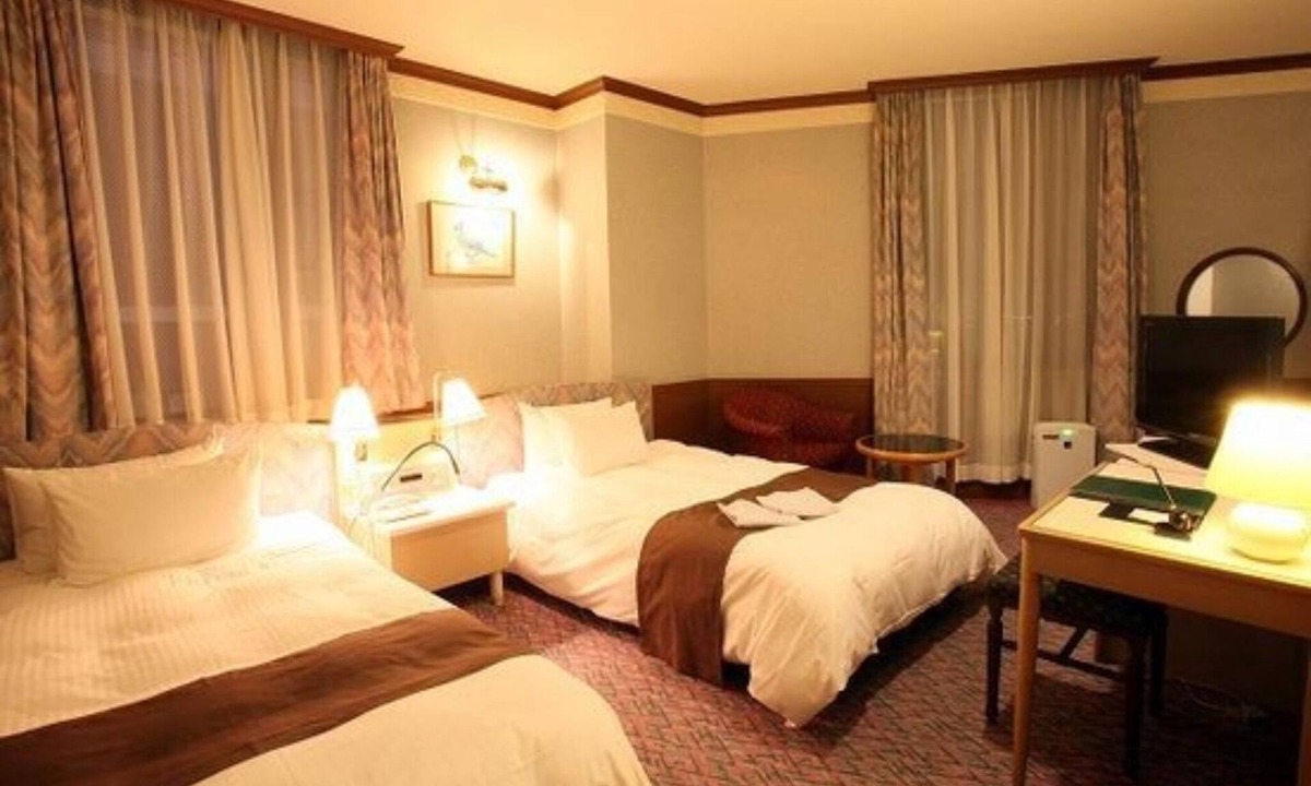 Hiratsuka Hotel | Deluxe Twin Room Smoking/Hiratsuka Kanagawa