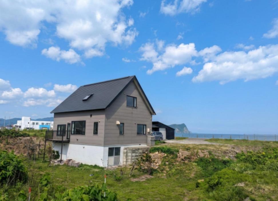 Yoichi House | Fugoppe Beachfront Villa