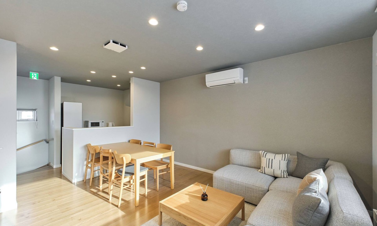 Higashimachi Apartment | Higashikawa Hinna