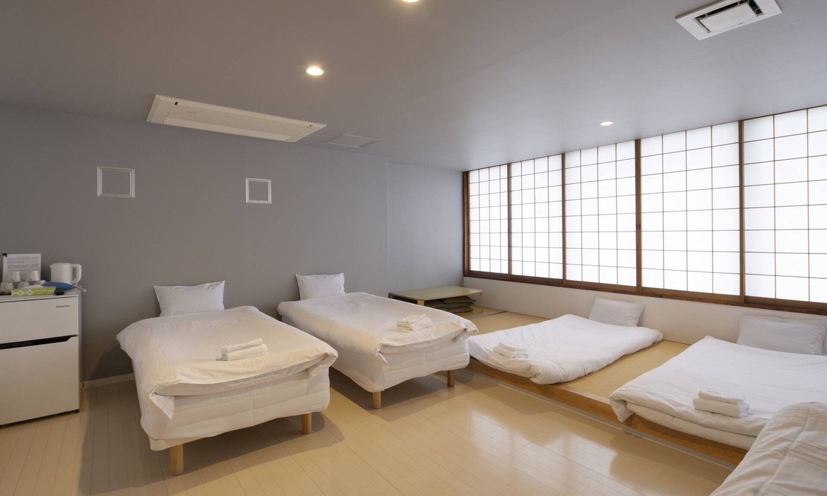 Shijo Hostel | Iwatoyama Hostel EXseed