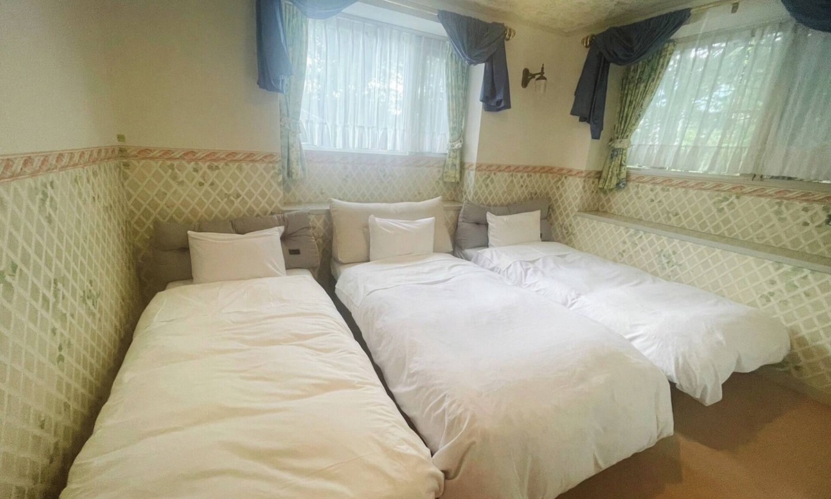 Nasu Hotel | Main building triple room separate bathroom and t/Nasugun Tochigi