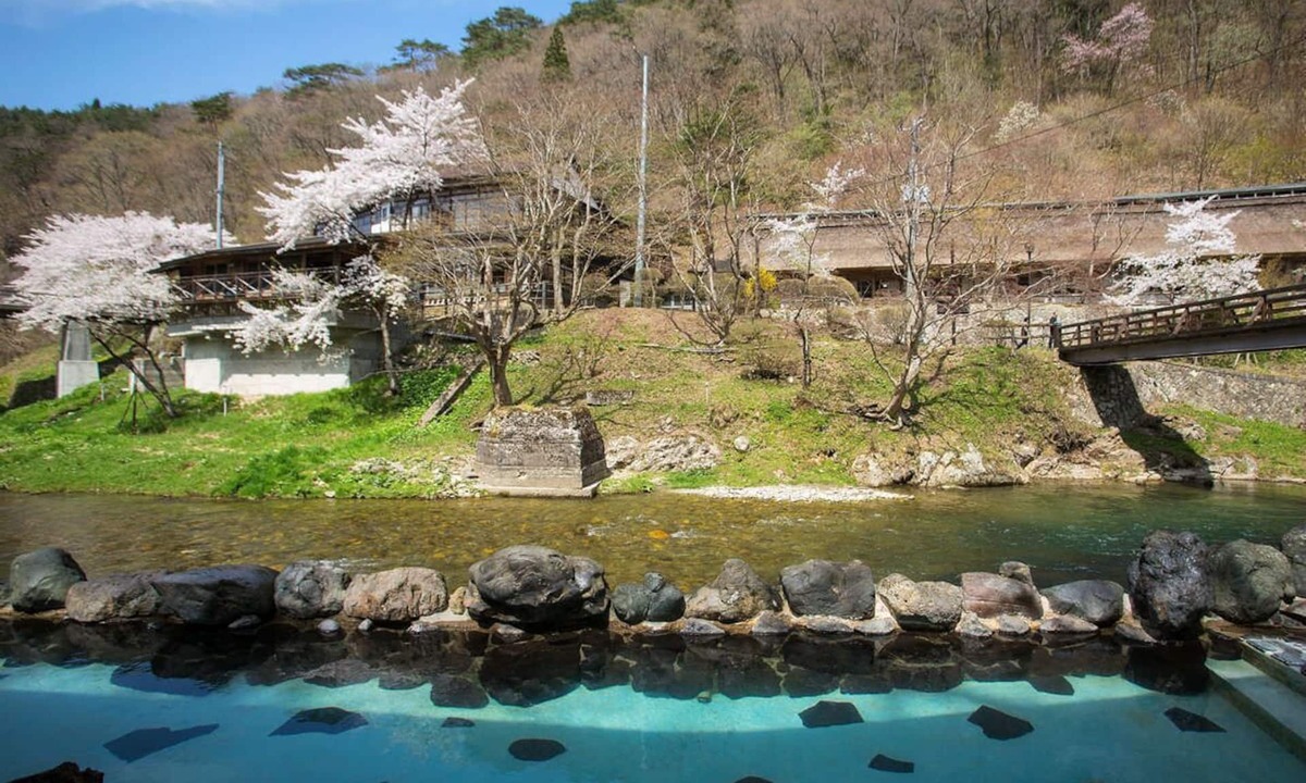 Yumoto-naka-yashiki Hotel | Osawaonsen Jisuibu