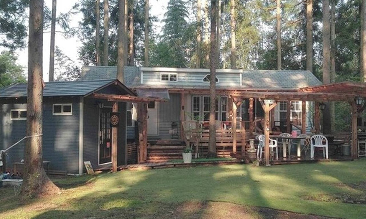 Annaka RV Rental | Premium Cottage WEST | For 2 people | Extended S/Annaka City Gunma