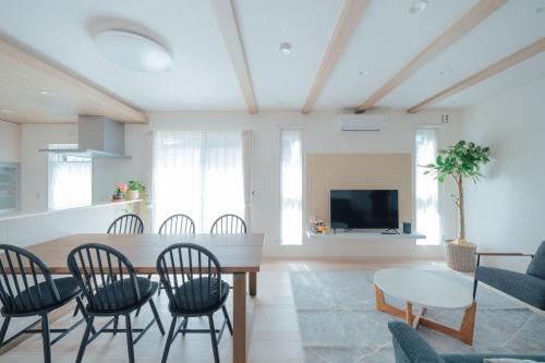 Higashi Ward House | Quiet Japanese House near Airport