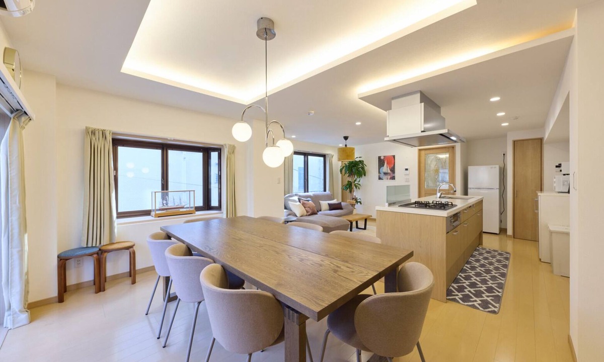 Shinagawa House | Shinagawa | 3BR 120 sq.m. House | Great Airport Access | Blue & Light