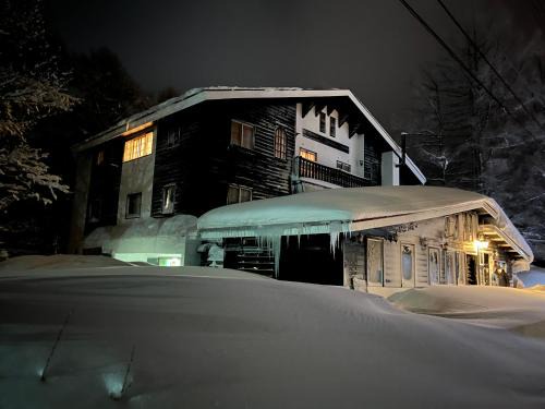 Madarao Mountain Resort Cabin | Shika Lodge Madarao