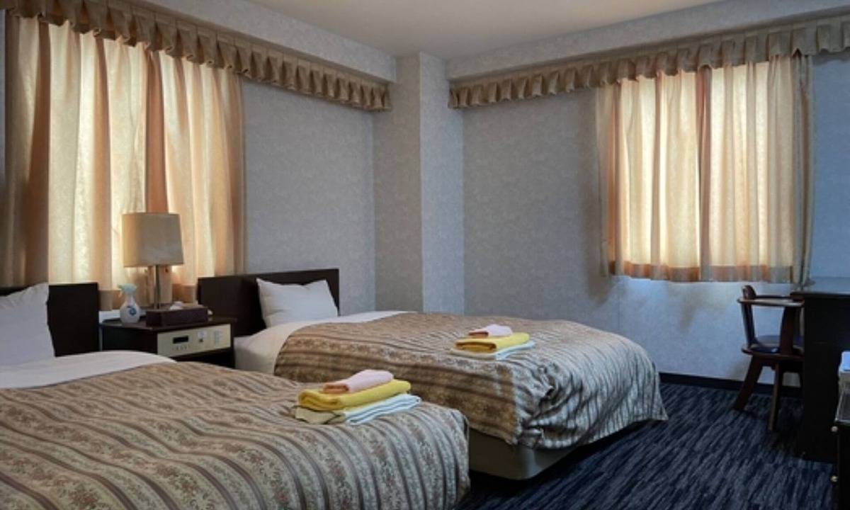Hino-cho Hotel | Smoking room Twin room free breakfast buffet /Gamo-gun Shiga