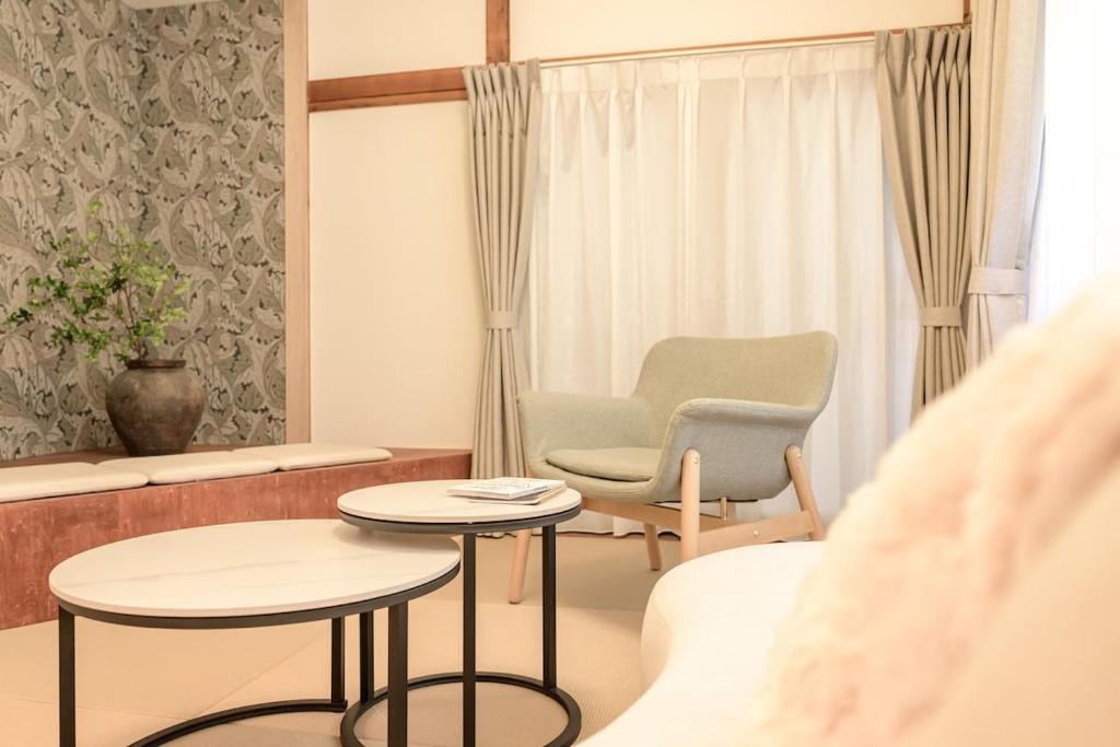 Adachi Apartment | Tokyo Family Retreat Relax in a Traditional Japanese Sento