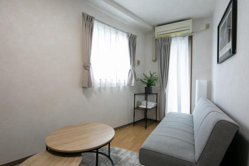 Naka Ward Apartment | trive osu akamon 403 名古屋大須商店街の中にあるミニマム宿泊施設