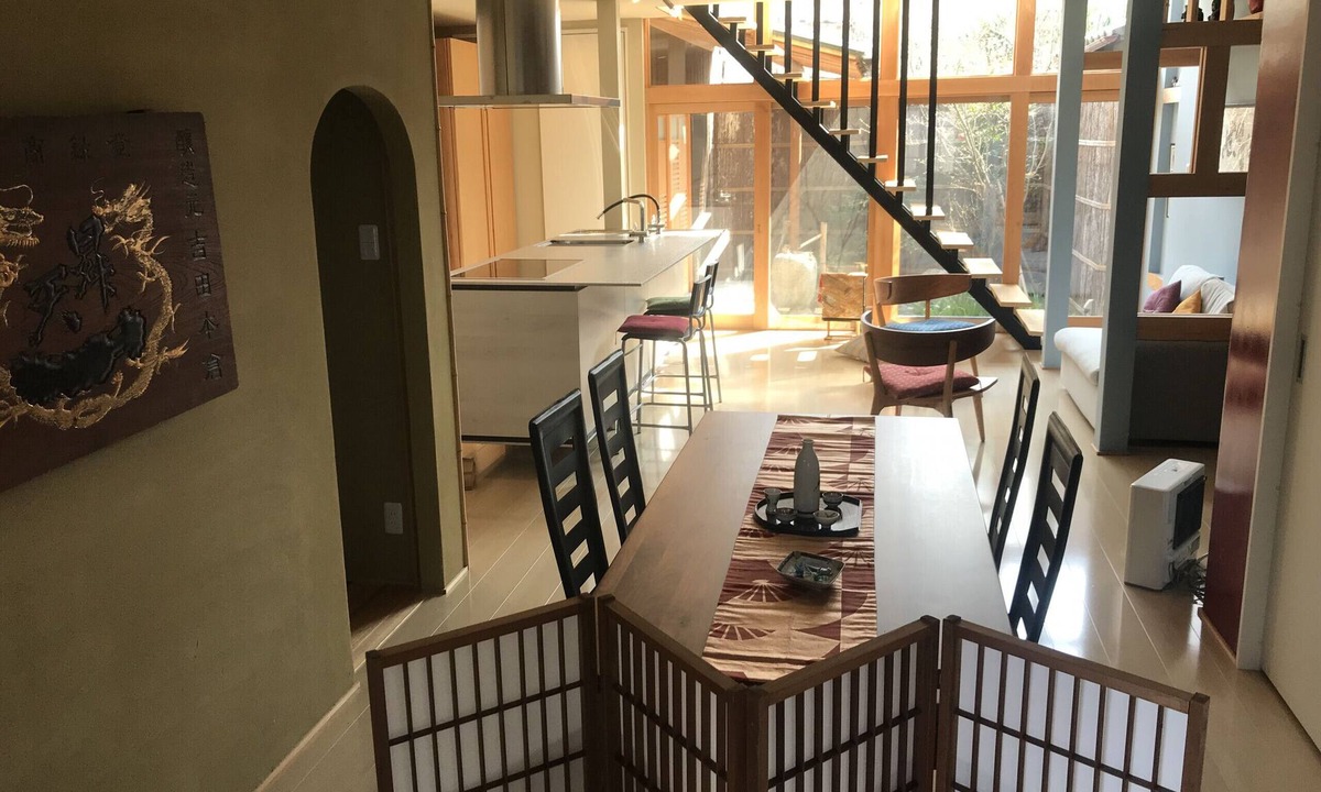 Sakyo Ward Ski Chalet | Uta Yomi Dori - Spacious and artistic machiya