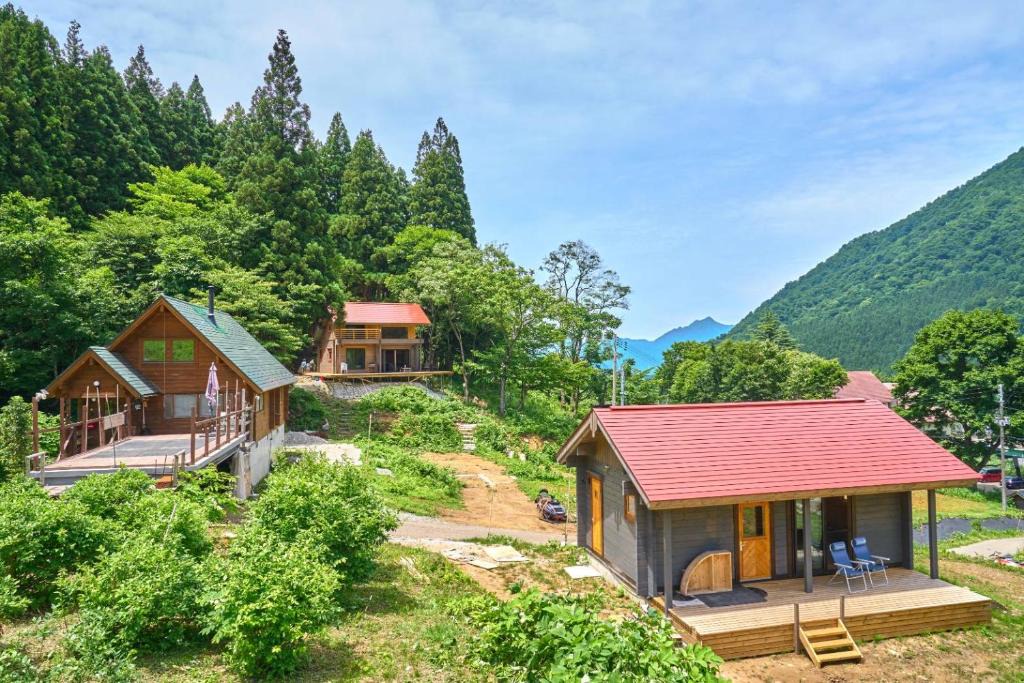 Yuzawa House | Villa Dottaru 土樽の自然に囲まれた大人の秘密基地