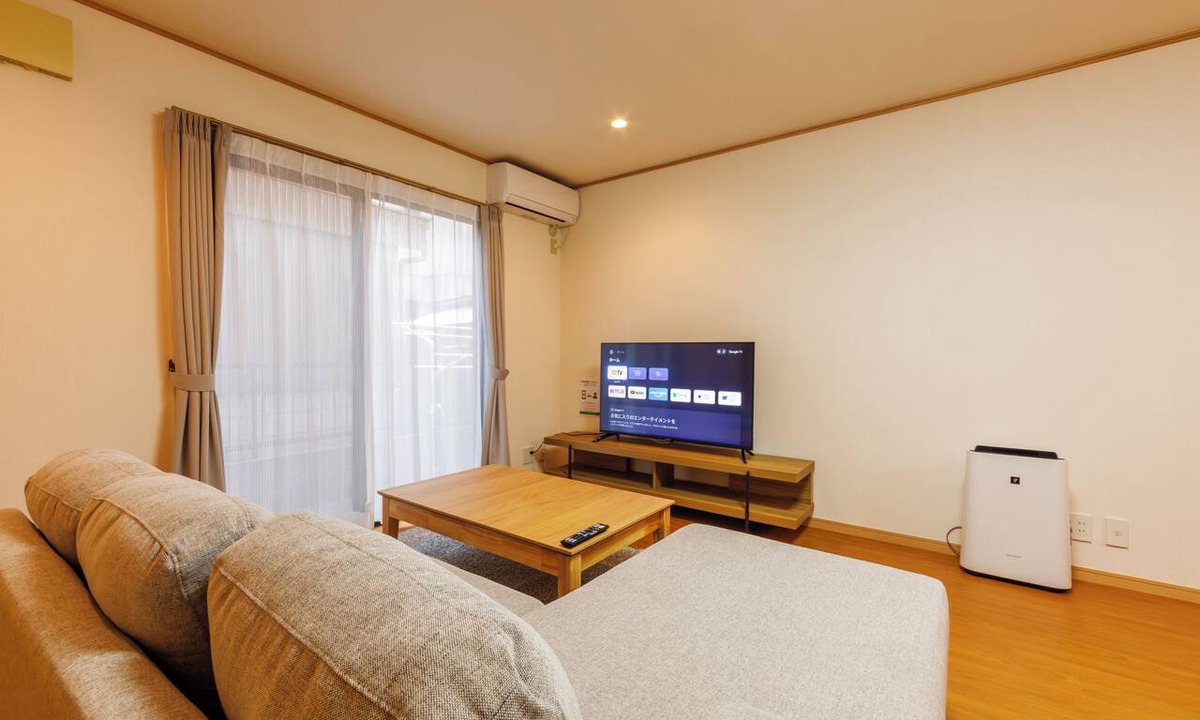 Nakamura House | Within walking distance of Nagoya Station/Max. 10 people/2 bathrooms and 2 toilets each】Seven beds for a peaceful stay in a Japanese-style space.