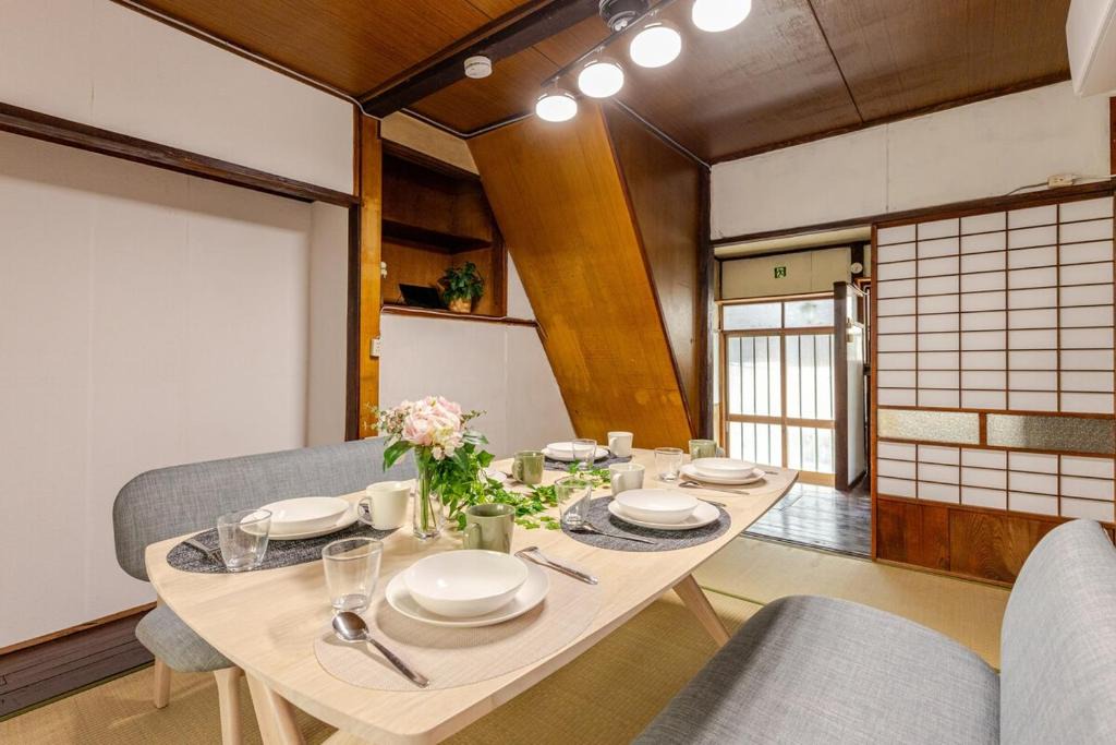 Nishi Apartment | Yokohama10min old Japanese style residence