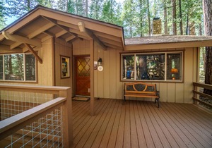 172 m² Cabin ∙ 3 bedrooms ∙ 10 guests in Wawona