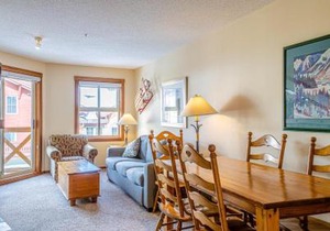 Fireside Lodge #315 By Bear Country in Sun Peaks