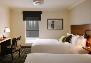 Found Santa Monica powered by Sonder | Double Queen Room in Los Angeles