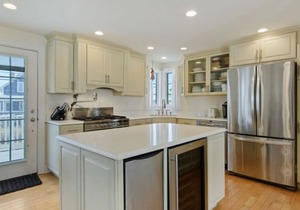 STUNNING BEACHSIDE HOME-WELLS BEACH: 180 DEGREE OCEAN VIEWS: 9-1 to 9-8 open in Wells