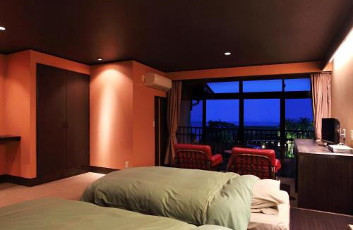 Kawazu Hotel | かね吉一燈庵