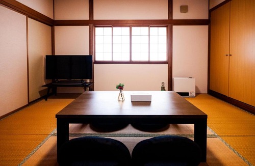 Toyama Apartment | ゆるりたび