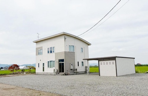 Furano House | ゲストハウス 華園