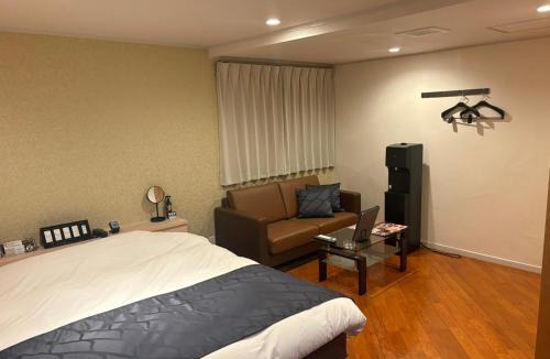 Katamachi Hotel | ホテルバレンタイングロー藤代 Adults-only hotel