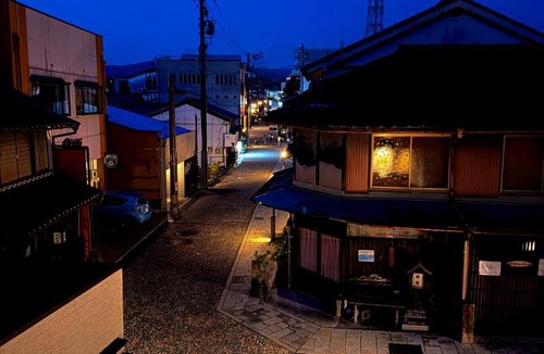 Nakatsugawa Apartment | 中津川宿桝形屋