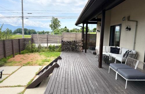 Hokuto Villa | 南アルプスを望むサウナ付き宿,田園風景,全室エアコン,バーベキュー可