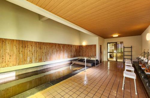 Shimukappu Hotel | 占冠湯の沢温泉森の四季