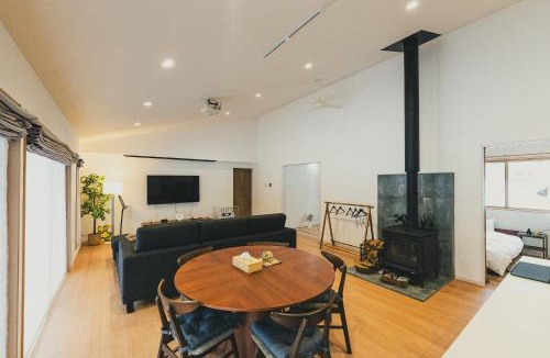 Gujo House | 天頂の別邸 ひるがの