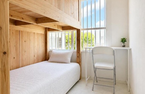 Taketomi-jima Taketomi-cho House | 小浜島ゲストハウスLei