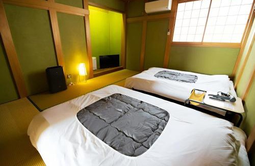 Nagahama Hotel | 鈴籠城 鈴の間 - ダブルベッド2台 - 最大4名
