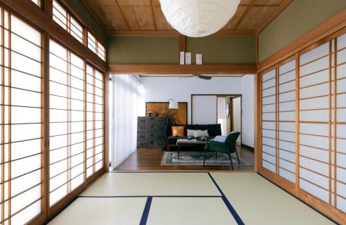 Ome House | 青梅駅3分OME桜梅庵omean tinyhouse designers hideaway