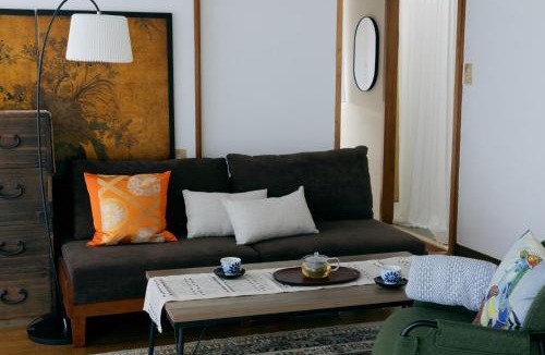 Ome House | 青梅駅3分OME桜梅庵omean tinyhouse designers hideaway