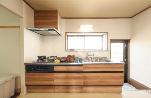 Satte Apartment | 130 m2 6 beds, kids room & kitchen, bathroom, brand new private single unit!