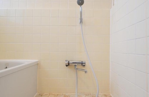 Setagaya Apartment | 15min to Shinjuku, 5min Walk from the Station, Cozy Private House, Ideal base for sightseeing in Tokyo, Peaceful Area, Coffee & Cinema, Blue Atelier Toko