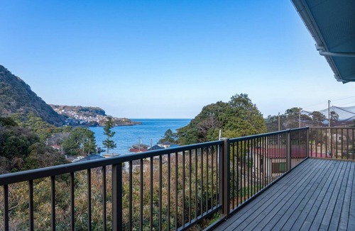 Futo Apartment | 2-Min to Beach: Ocean View Villa with Sauna & BBQ for up to 16