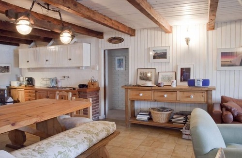 La Bolsa House | Argentina Patagonia Lake District Fly Fishing Ranch Home on 880 acres