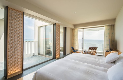 Taketomi-jima Taketomi-cho Hotel | Beach Hotel Sunshine Ishigakijima