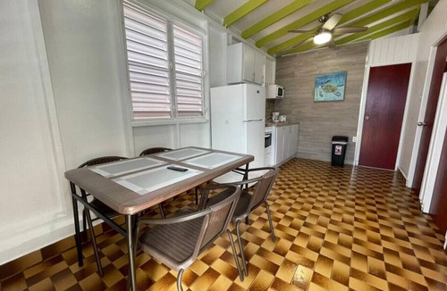 El Combate Cabin | Beachfront Rustic Cabin by Sunset Village - Green