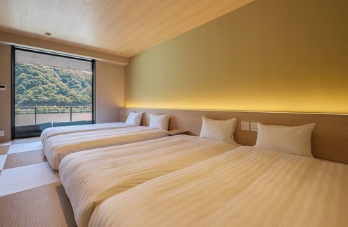 Toyooka Hotel | BRakuten STAY TERRACE Kinosaki Riverside3 Qeen4 Single Beds/Toyooka City Hyōgo